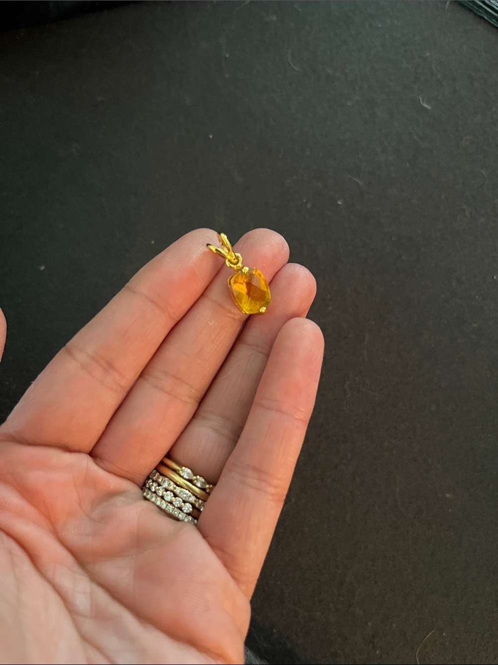 Beautiful Gold Amber Teardrop Pendant - Picture 2 of 4